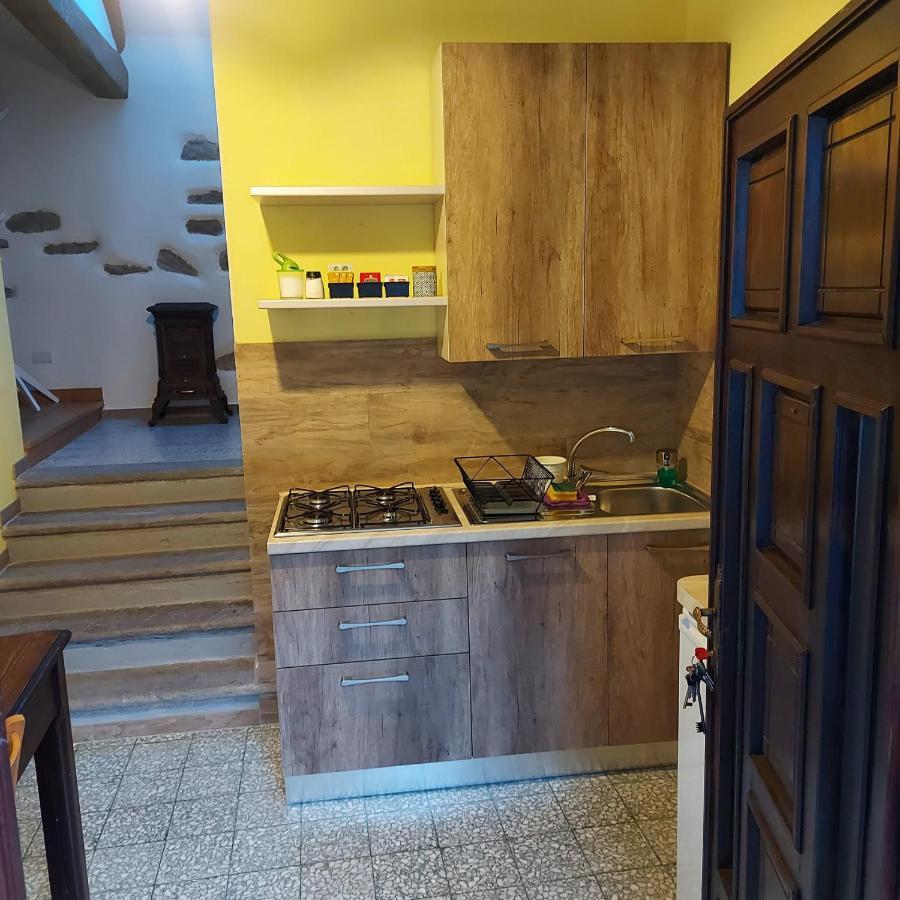 Il Borgo Di Monica Vila Domodossola Exterior foto