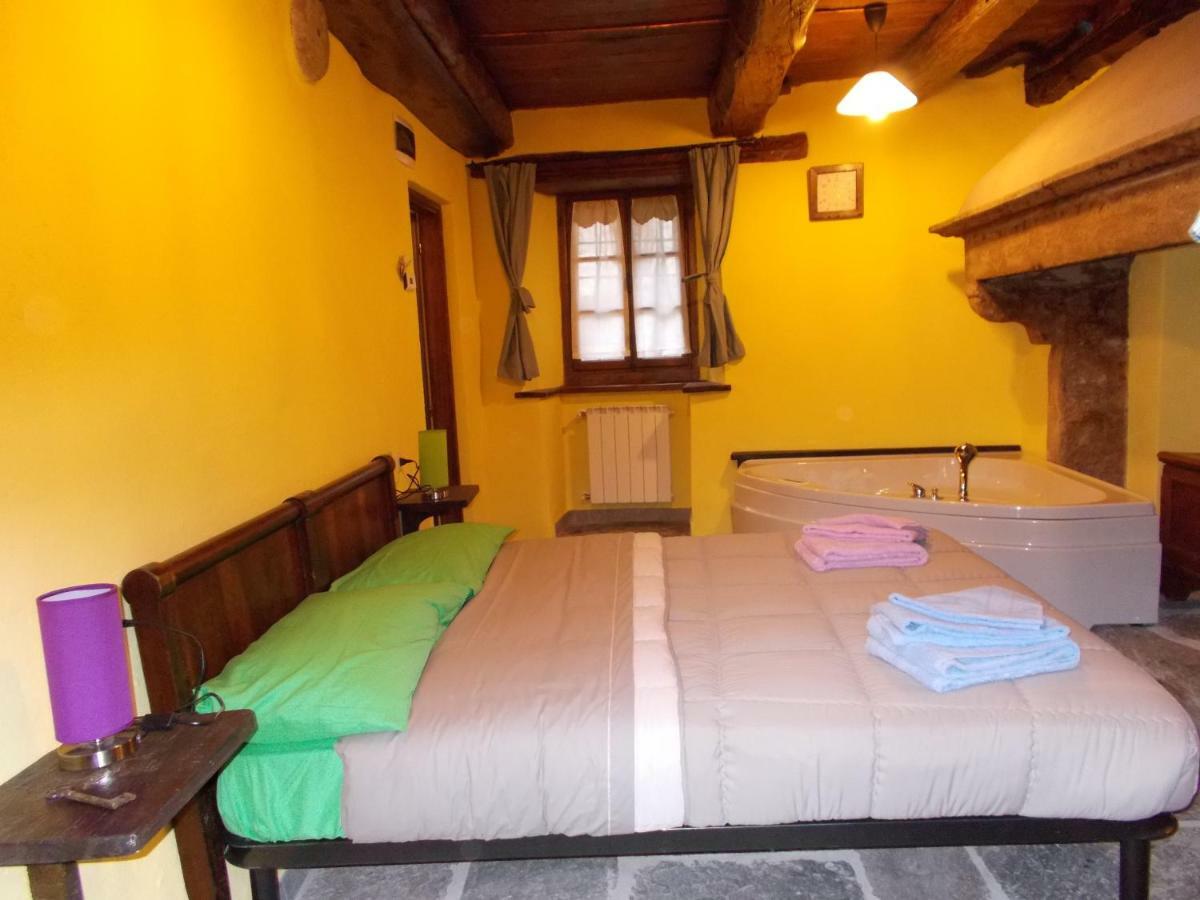 Il Borgo Di Monica Vila Domodossola Exterior foto