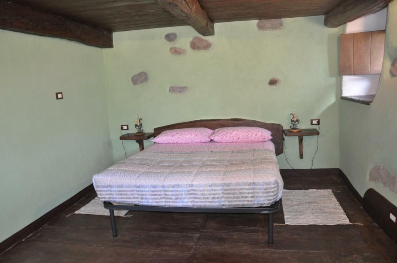 Il Borgo Di Monica Vila Domodossola Exterior foto